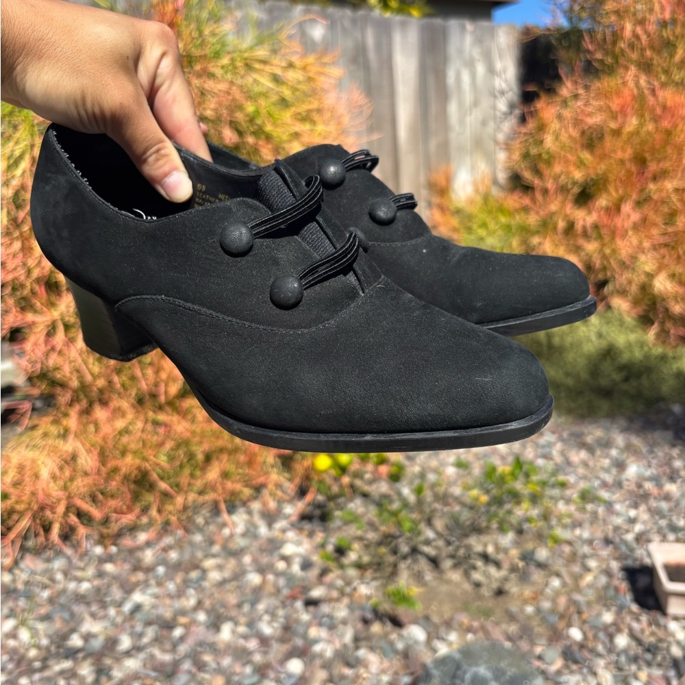 Heels - Picture 7 of 11